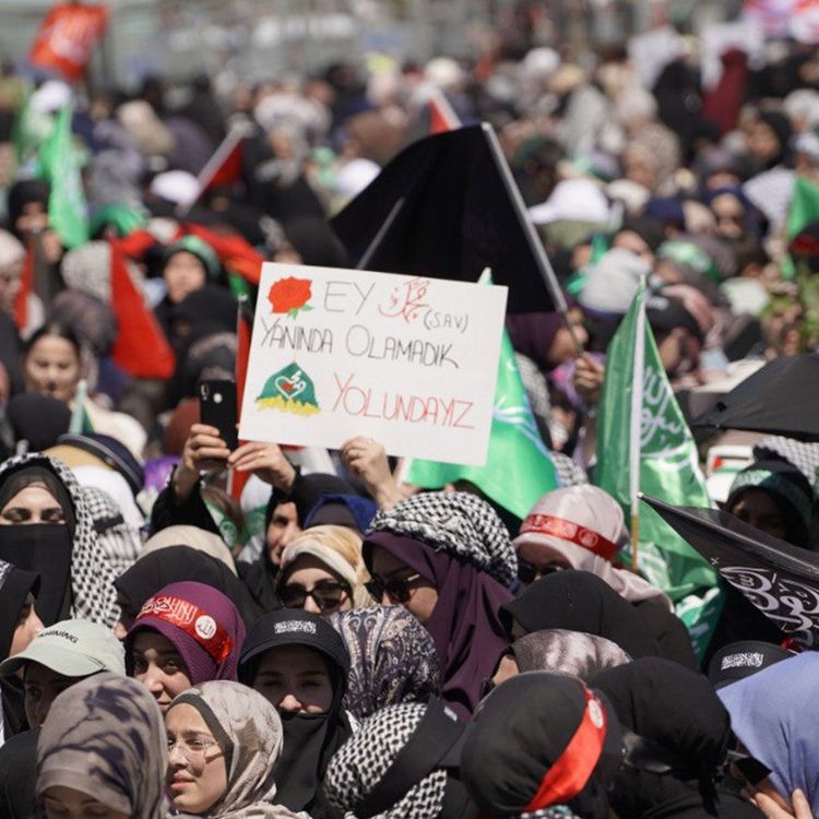 İstanbul, Adana ve Van'da Mevlid-i Nebi rüzgarı esti!