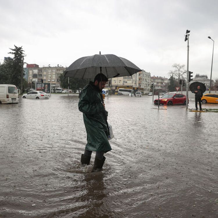 İstanbullular dikkat! Valilikten ve AKOM'dan peş peşe uyarı