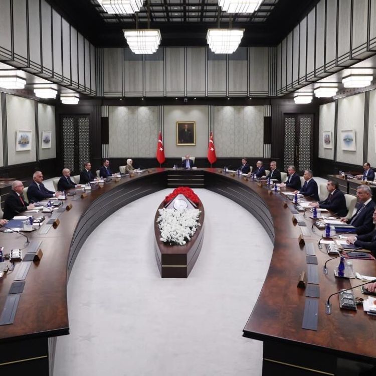 Kabine yarın toplanıyor!