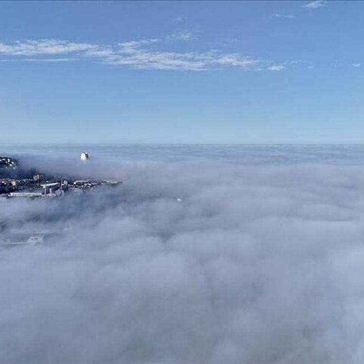 Karadeniz'in üzerini "sis denizi" kapladı!