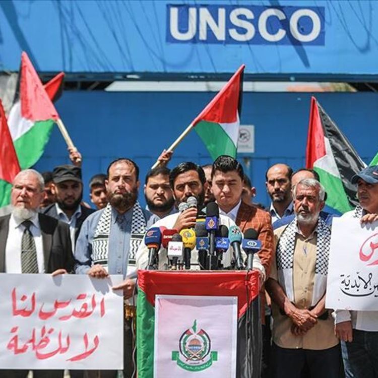 Gazze'deki Filistinliler israil saldırıları protesto edildi