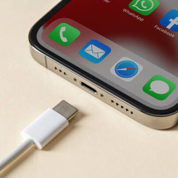 Telefon şarj etme biçiminiz yanlış olabilir! İşte telefonlar için vazgeçilmez kural