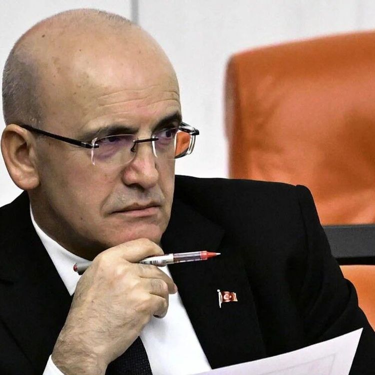 Şimşek: İhracat 275,8 milyar dolarla zirvede