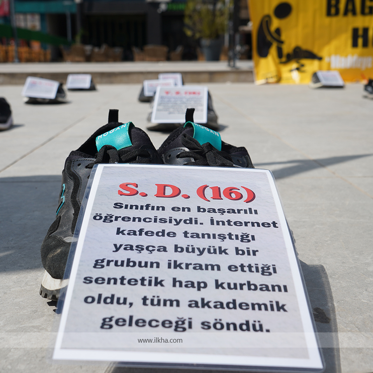 HÜDA PAR'dan "Bağımlı olma, hür ol" sergisi! Bu hikayeler bizden uzak değil...