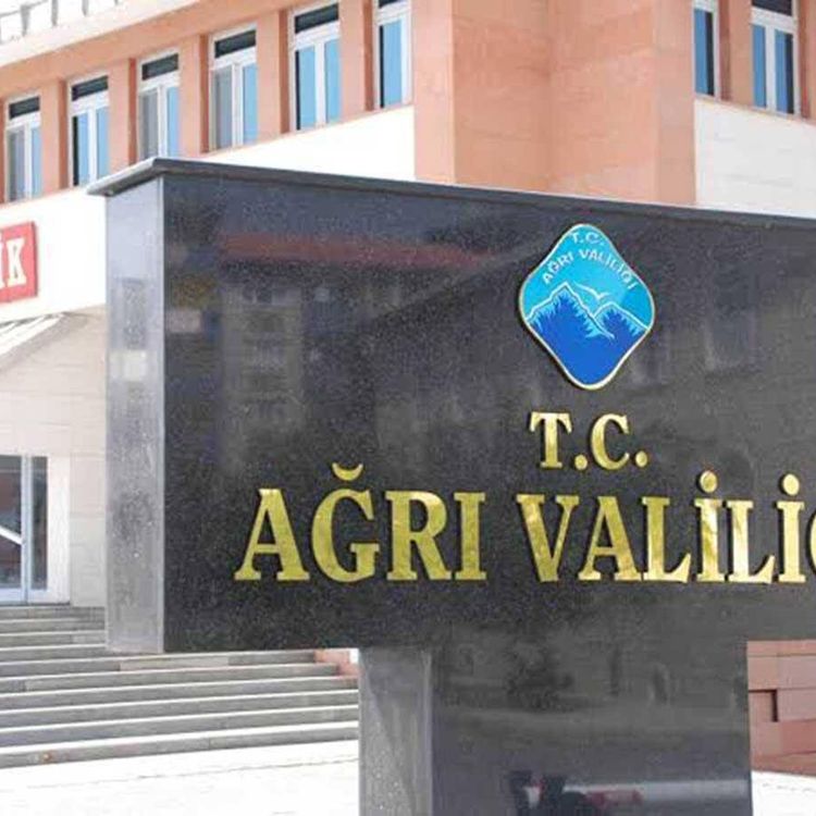 Öğretmen ölü bulunmuştu: Valilik'ten açıklama!