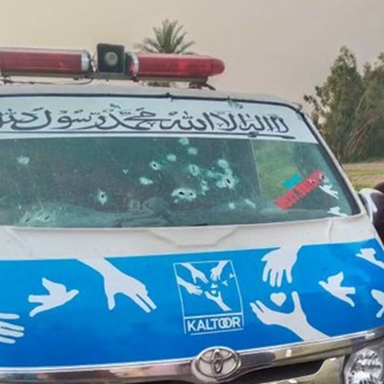 Pakistan'da ambulansa saldırı!