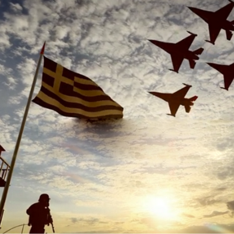 Güney Kıbrıs'tan Yunan Kararı: Savaş Uçakları Konuşlanacak!