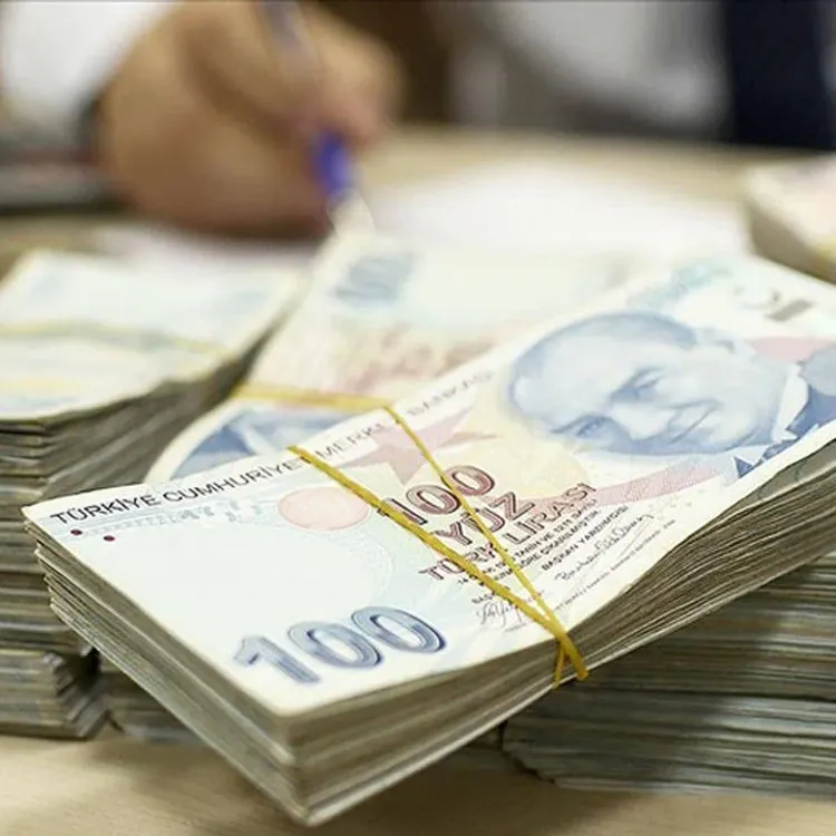 Bankalarda yeni düzenleme! Para transferi ve nakit çekim yapamayacaklar