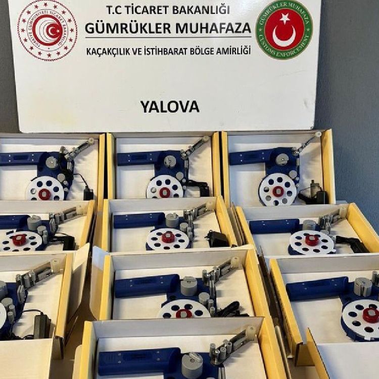 Kaçak elektronik etiketleme makinesi ele geçirildi!