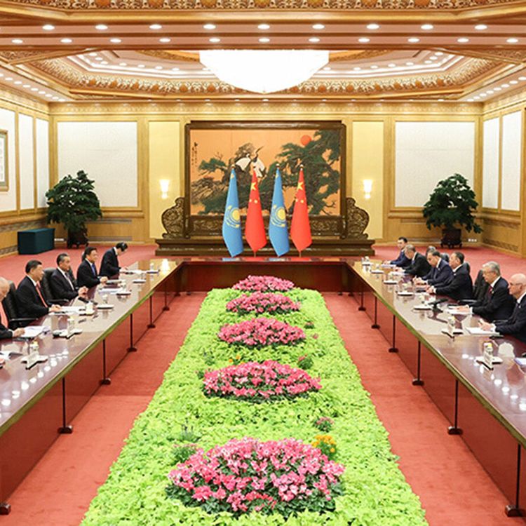 Kazakistan ve Çin arasında ticaret ve ekonomik iş birliği!