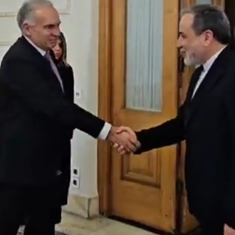 Arakçi, BM Lübnan Koordinatörü Arnault ile görüştü!