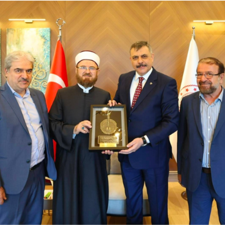 Bakan Çiftçi, Dünya Müslüman Alimler Birliği Başkanı Karadaği ile görüştü!