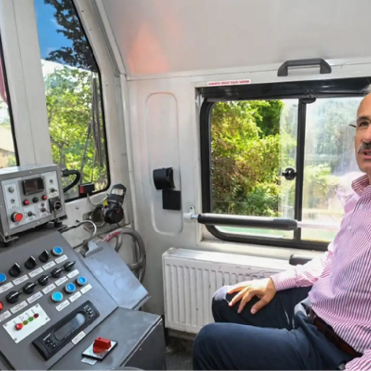 Yerli elektrikli tren raylara çıkıyor