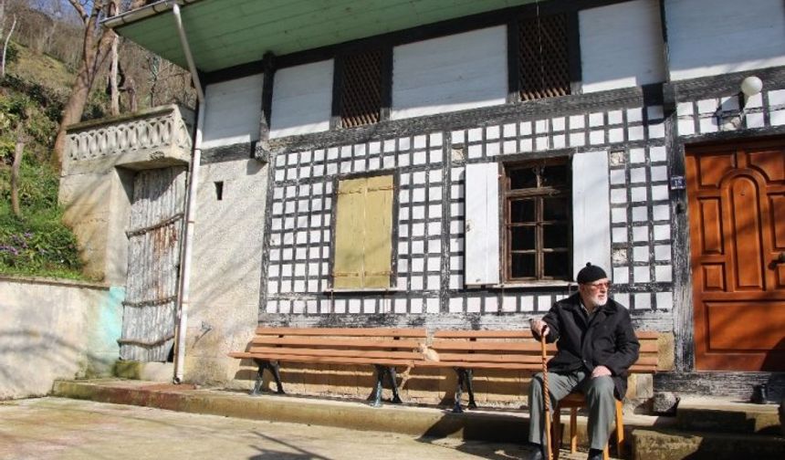 Bu Mahallede Evinde Tadilat Yapan Kendini Mahkemede Buluyor