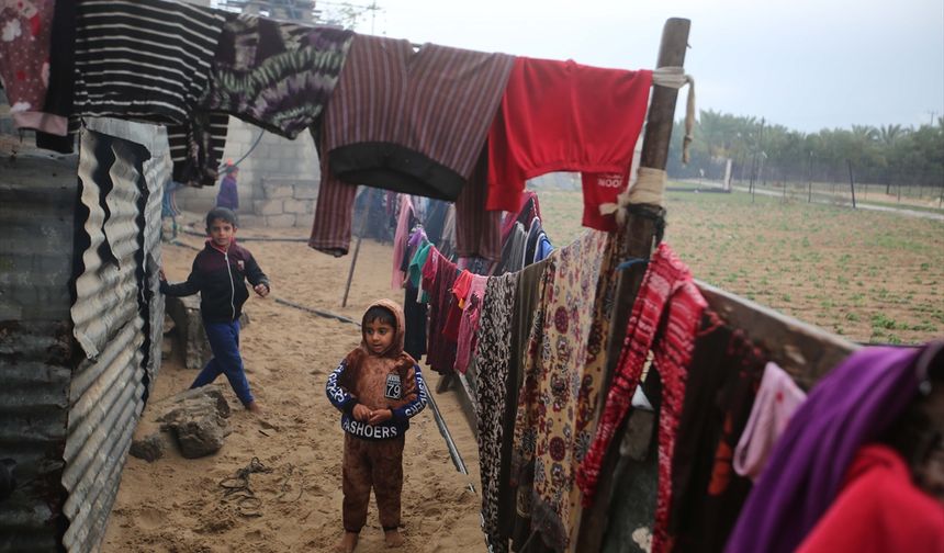 İşgal çetesi ablukası altındaki Gazze'de kış