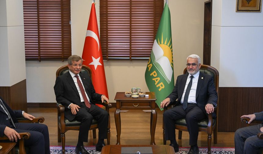 Davutoğlu, HÜDA PAR Genel Başkanı Yapıcıoğlu'nu ziyaret etti