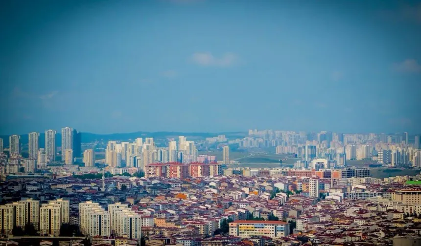 Nüfusuyla 57 İli Geride Bıraktı! İşte Türkiye'nin En Kalabalık 10 İlçesi Hangisi?