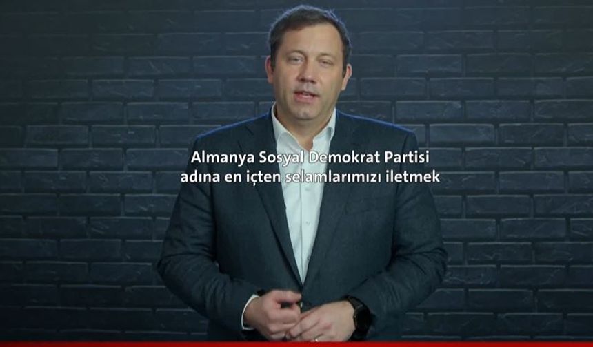 CHP Kurultayına Alman Şansöyle Yardımcısı damga vurdu