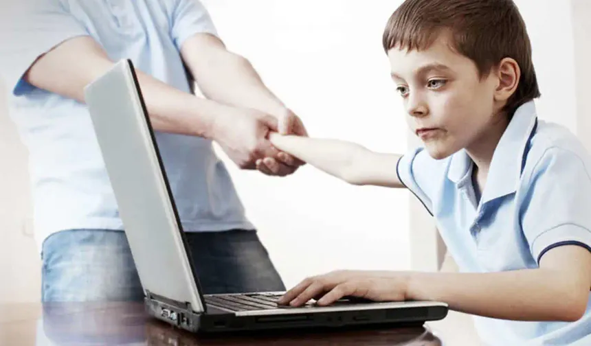 Aile Danışmanı Kalkan: Dijital bağımlılık küçük yaş gruplarında bile tehlikeli boyutlara ulaştı