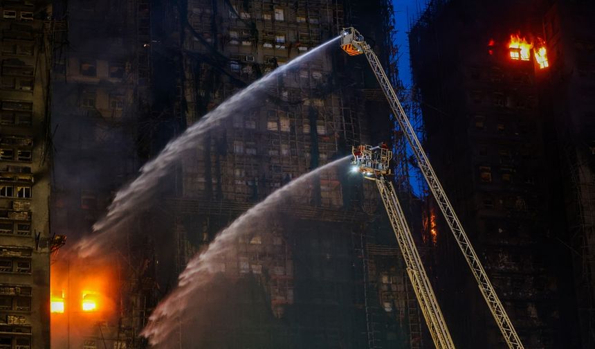 Hong Kong'da çıkan yangında ölü sayısı 55'e yükseldi! 279 keşi hâlâ kayıp