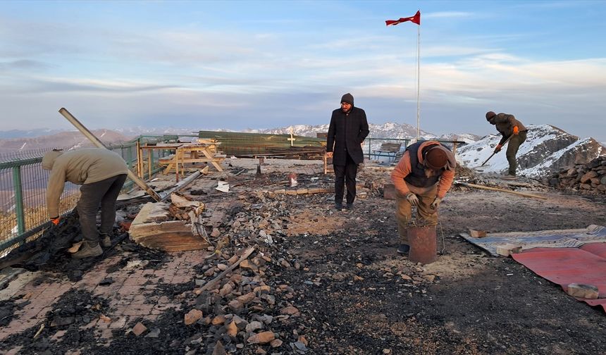 "Uçurumdaki mescit"te çıkan yangınla ilgili soruşturma başlatıldı