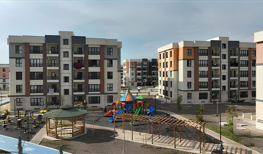 Devlet nüfus artsın istiyorsa neden 1+1 ev yapıyor?