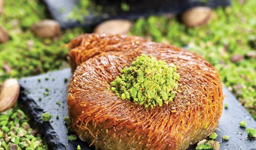 Burma Kadayıf Bingöl'ün mü, Diyarbakır'ın mı? Cumhurbaşkanı Yardımcısı tartışmayı alevlendirdi