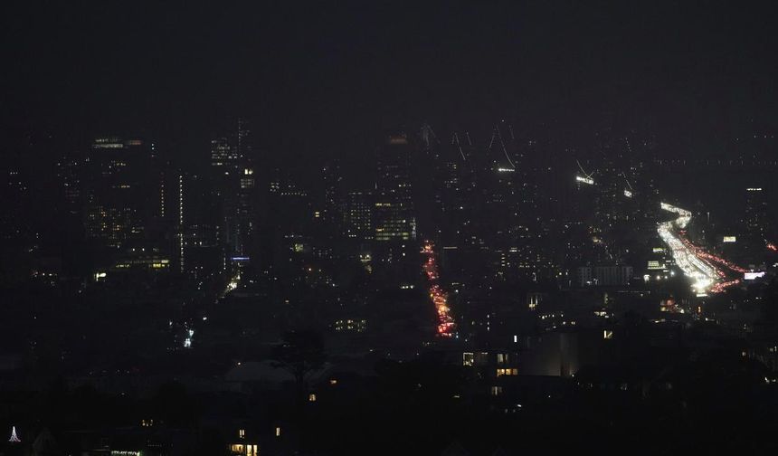 ABD'de 130 binden fazla yer elektriksiz kaldı