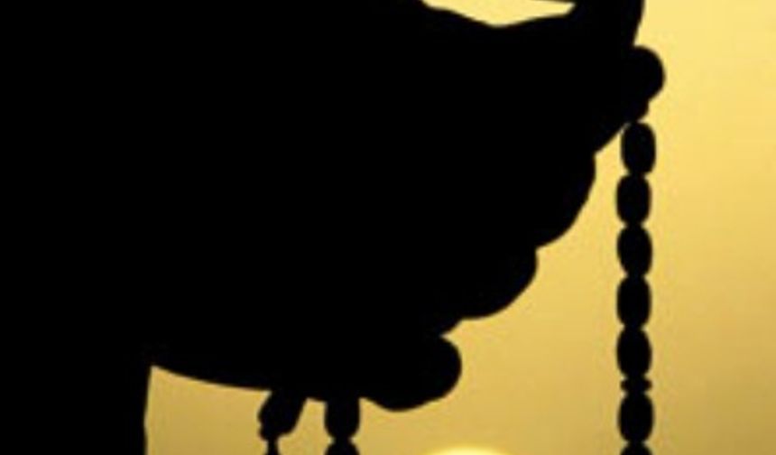 Hanefiler ve Şafiler İçin Tesbih Namazı Nasıl Kılınır?