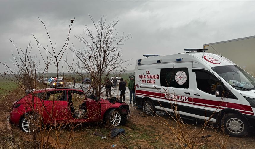 Mardin'de feci kaza: Ölü ve yaralılar var!
