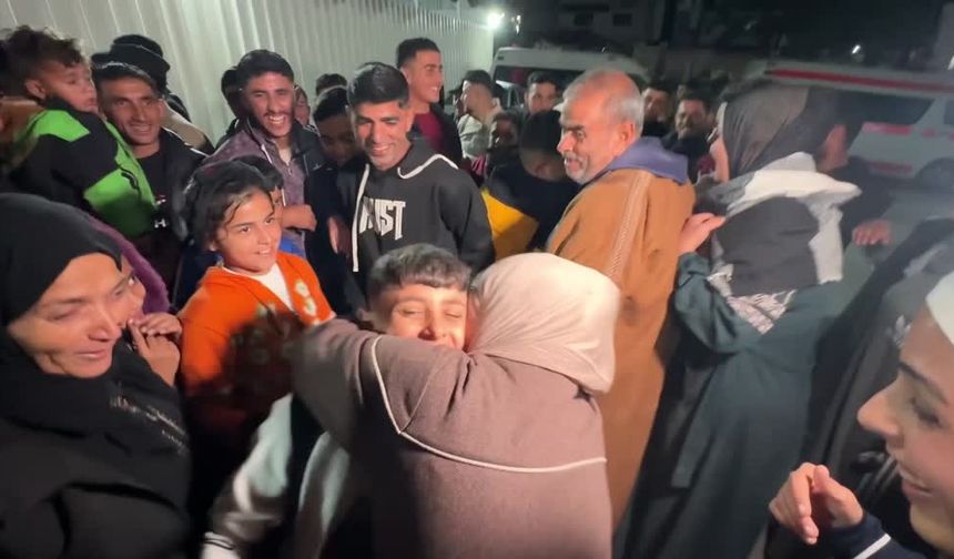 Tedavi için Mısır tarafına geçen 40 Filistinli hasta, Gazze'ye geri döndü