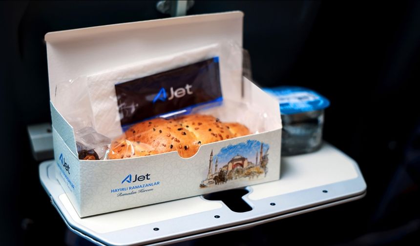 AJet'ten yurt içi uçuşlarında ücretsiz iftar ve sahur ikramı