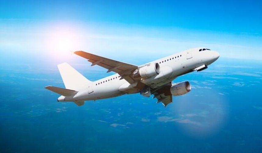 Bakan Uraloğlu Duyurdu: 5 Ülkeye Uçuşlar 2 Mart’a Kadar Askıya Alındı