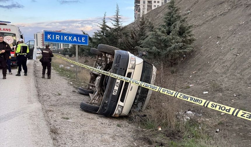 Minübüs şarampole yuvarlandı! Çok sayıda yaralı var