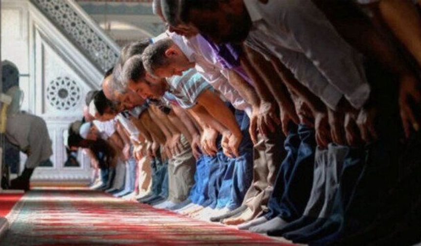 İl İl Bayram Namazı Saatleri Belli Oldu!