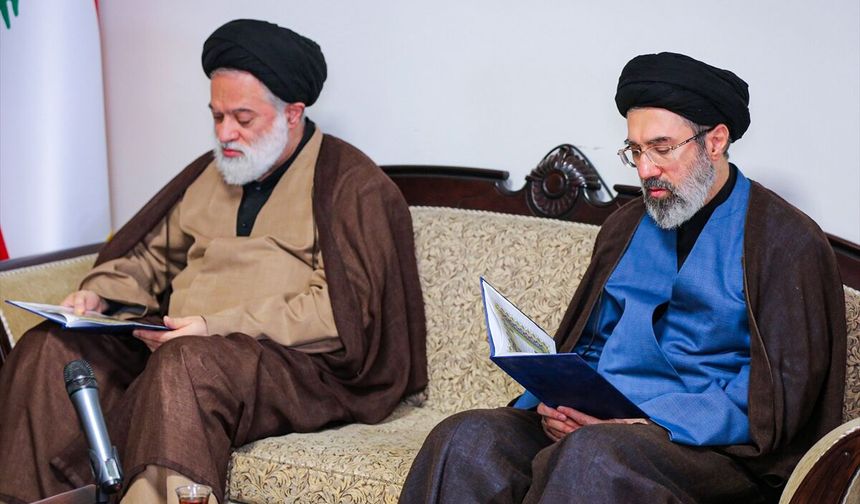 İran'ın yeni dini lideri Mücteba Hamaney