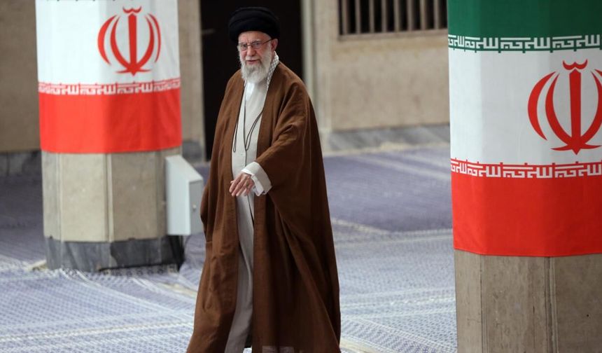 Hamaney'in cenaze töreni ertelendi