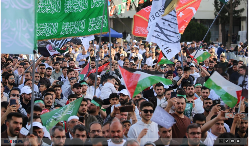 Fotoğraf kareleriyle Adana Mevlid-i Nebi coşkusu!