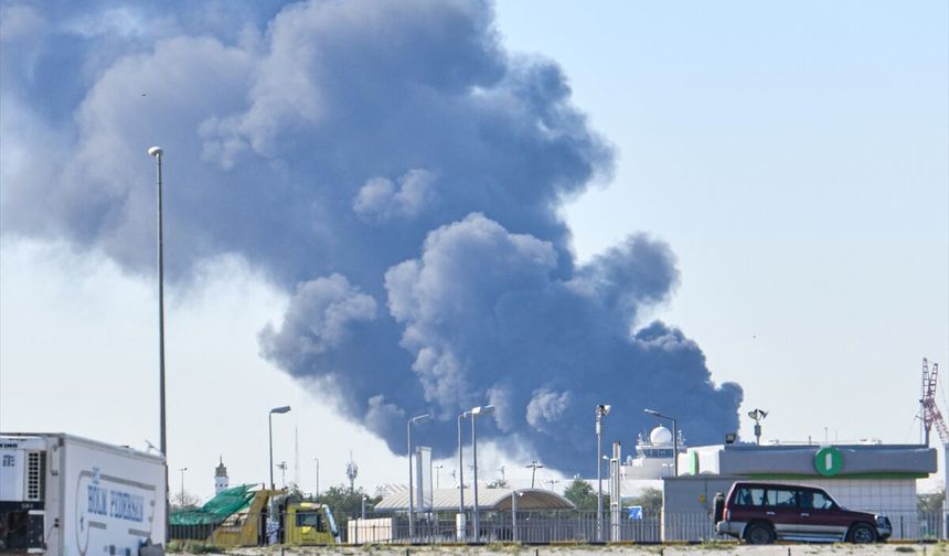 İran, Kuveyt'in uluslararası hava limanını vurdu