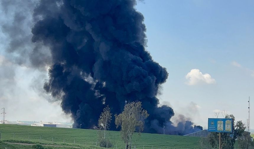 Üst üste gerçekleşen kamikaze dron saldırılarıyla Irak'taki fabrika yerle bir oldu