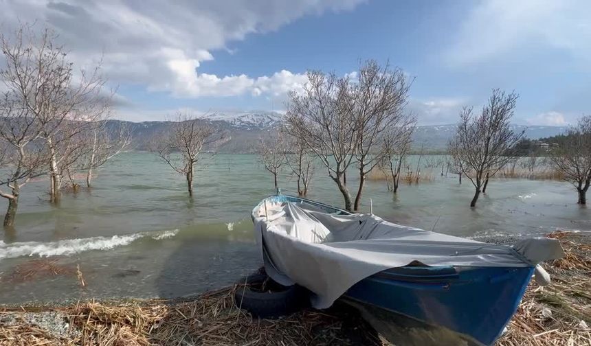 Hazar Gölü, Güneydoğu'nun ilgi odağı olmaya devam ediyor