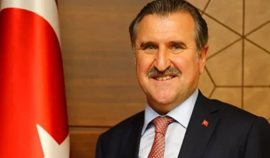 Osman Aşkın Bak hangi takımlı? Gençlik ve Spor Bakanı Osman Aşkın Bak Galatasaraylı mı Fenerbahçeli mi?