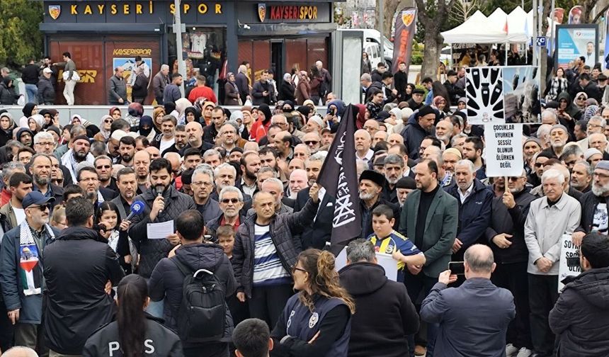 Kayseri’de Filistin Nöbeti: "Mescid-i Aksa Kapanıyor, İnsanlık Suçu İşleniyor"