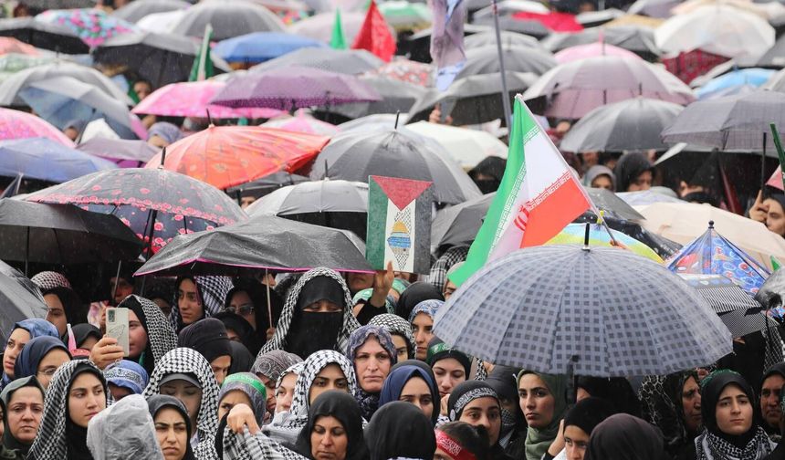 Mevlid-i Nebi mitingi Diyarbakır'da yoğun katılım