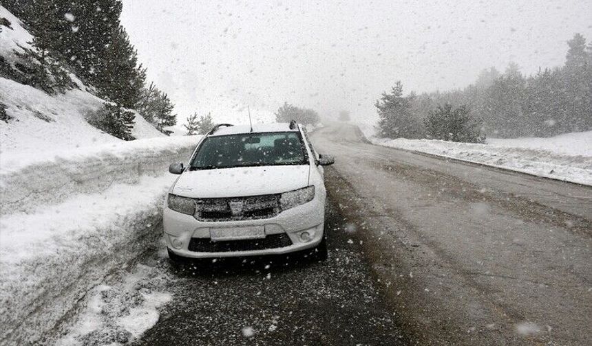 Kars'ta kar yağışı etkili oldu!