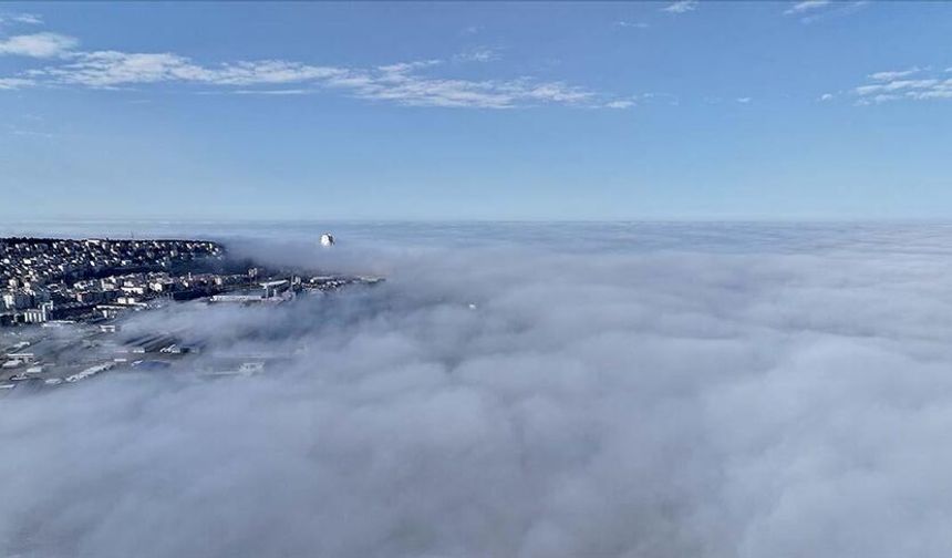 Karadeniz'in üzerini "sis denizi" kapladı!