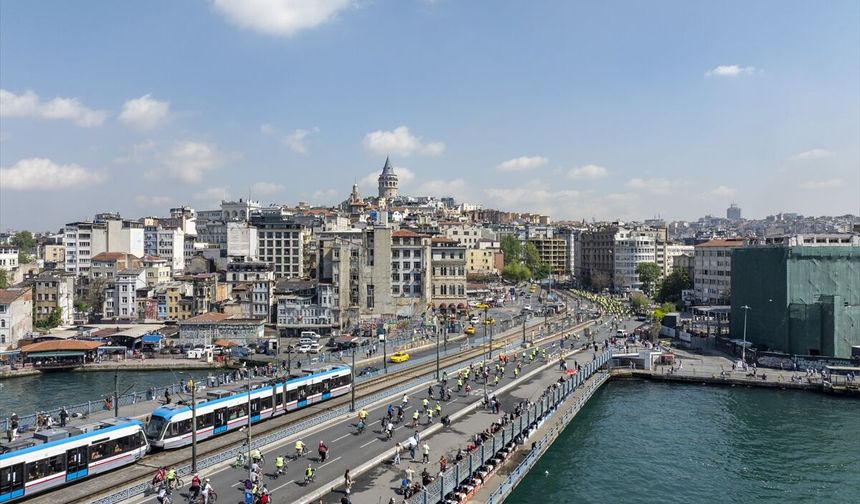 Bisikletlerin pedalı Sumud filosu için döndü