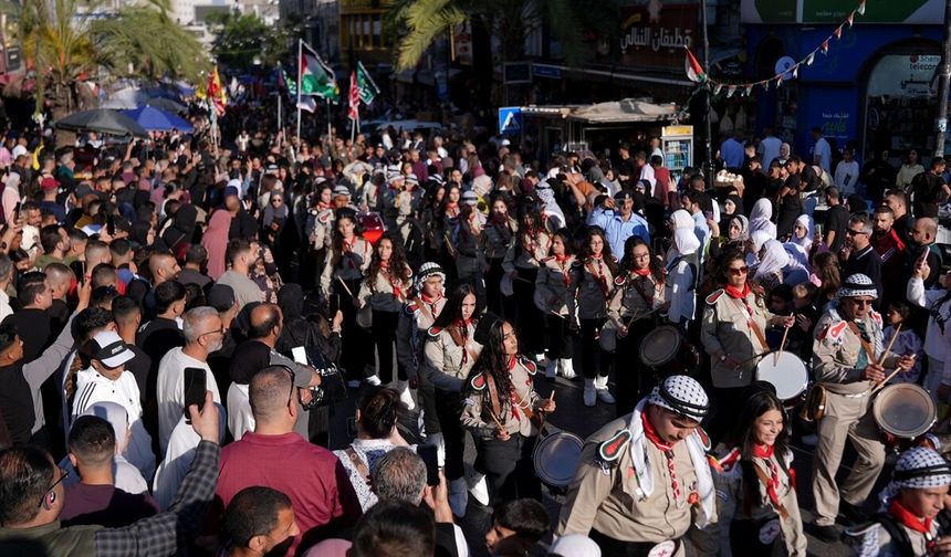İşgal altındaki Batı Şeria'da arife yoğunluğu