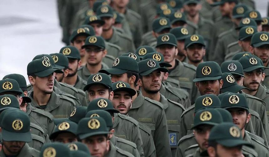 İran Devrim Muhafızları: Gemiler güç kullanılarak durdurulacak!