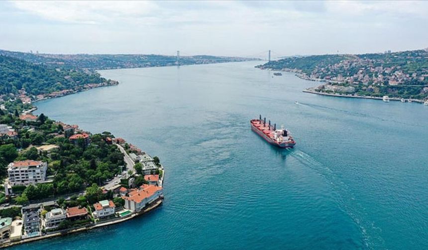 İstanbul Boğazı'ndan geçen gemi sayısı açıklandı